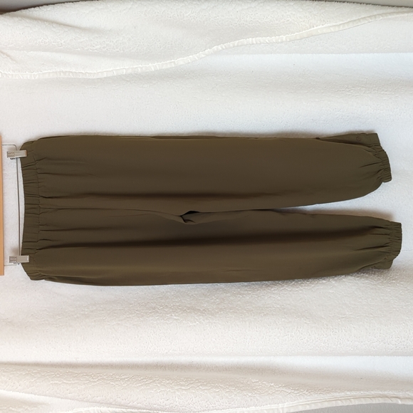 Dreamy Lightweight Olive Green Joggers Pants Size L New - Picture 4 of 7